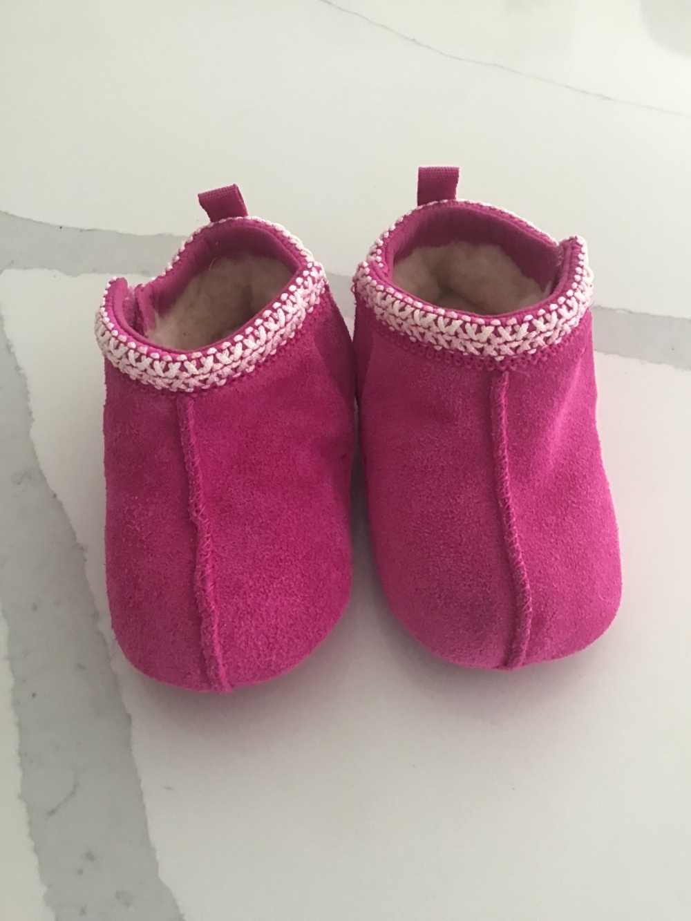 Uggs toddler girl botties Size 4/5/ Color Hot Pink